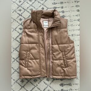 Abercrombie Puffer Vest